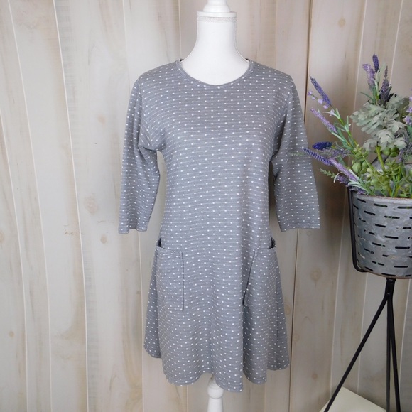 cut loose Dresses & Skirts - Cut Loose Grey Polkadot 3/4 Sleeve Swing Dress